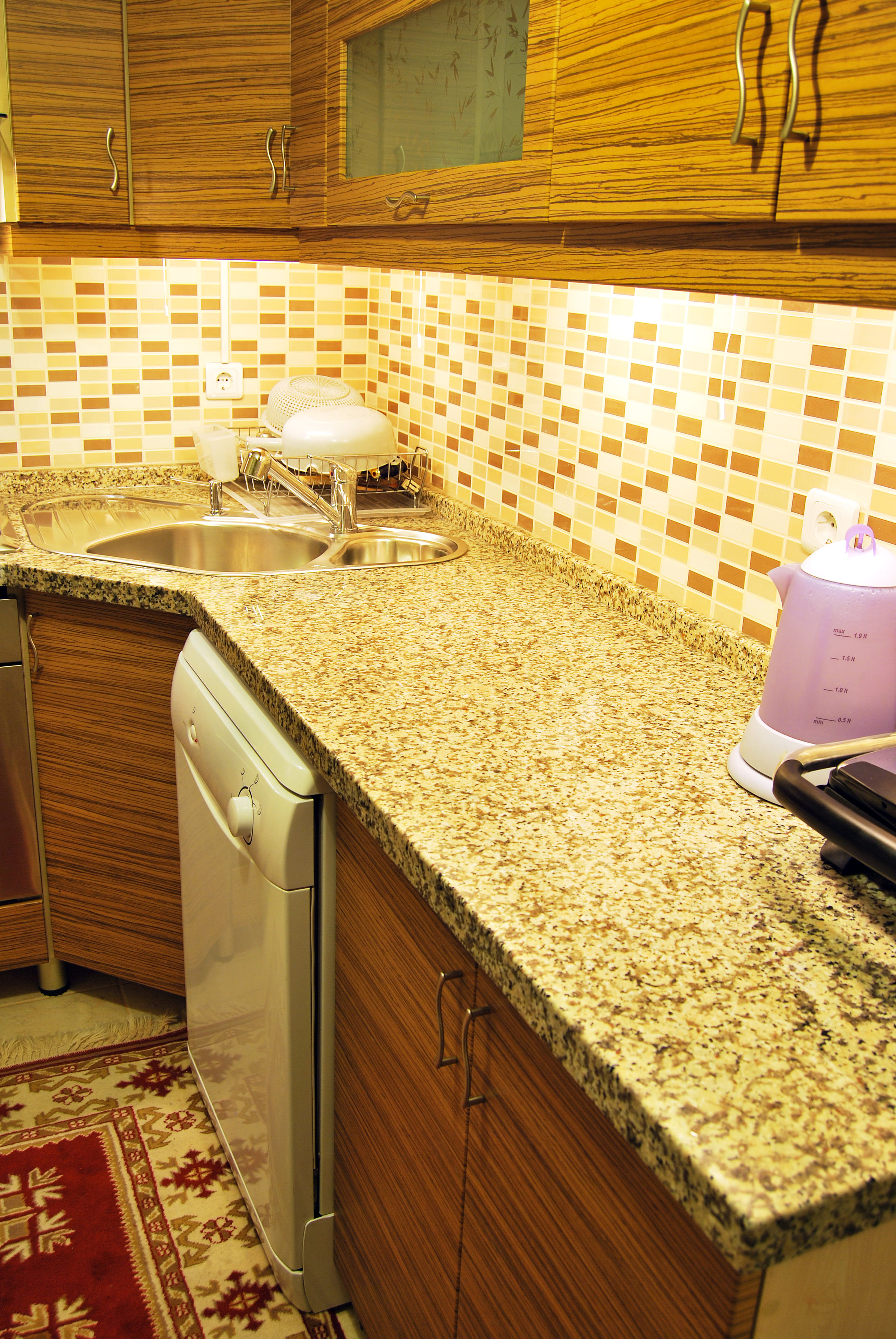 Creating the Perfect Look With Polished Porcelain Tile in Sacramento, CA