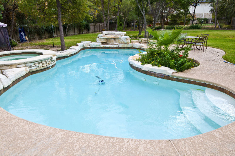 3 Signs That A Pool May Require Resurfacing In Long Island NY