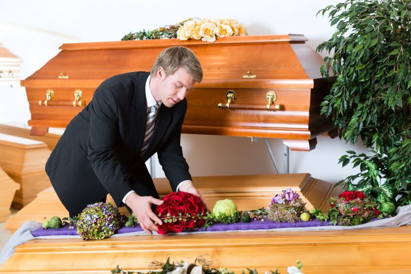 Writing a Will and Making Pre-Arrangements With Funeral Directors in Bel Air to Prevent Problems