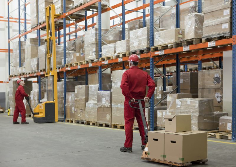 Finding Suitable Storage Services in Des Moines, IA for Safe RV Parking