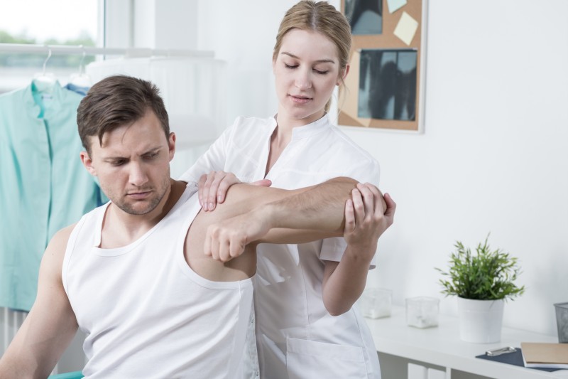 Steps to Choosing the Best Physical Therapist For Knee Replacement in Omaha for Lasting Results