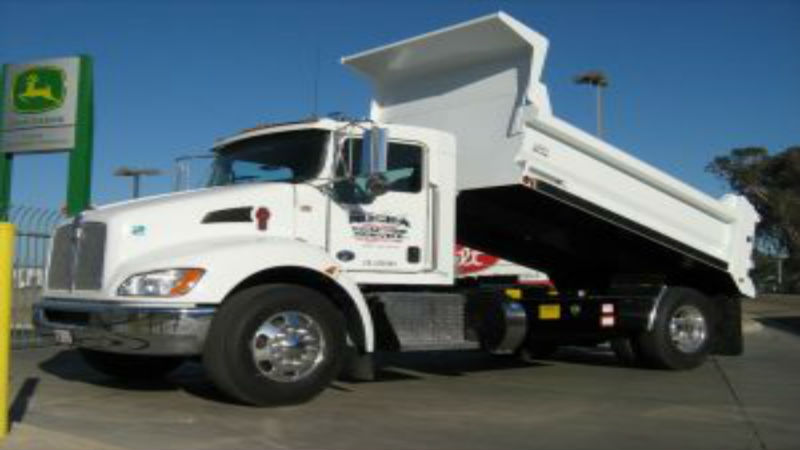 Dump Truck Body Manufacturers in Fresno, CA – Choosing the Right One