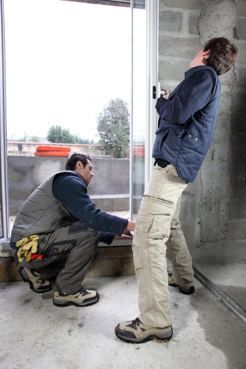 Determining Whether You Need Window Repair in O’Fallon, MO or Replacement