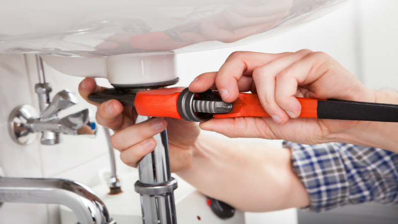 Signs That Indicate Your Drains in Lincoln, NE, Need Cleared and Cleaned