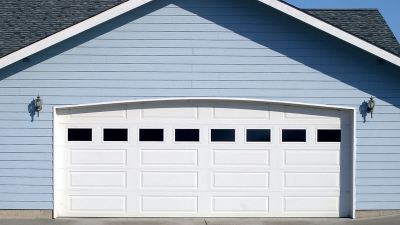 Top Quality Sectional Garage Doors from Bulldog In Lincoln, NE
