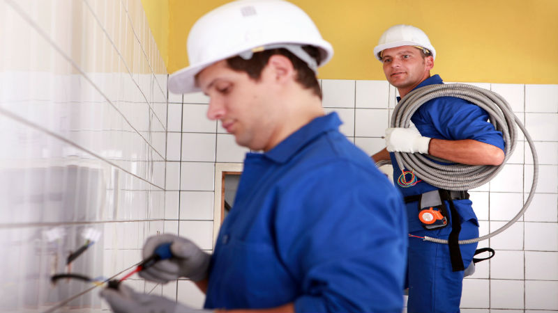 Five Signs That You Need to Hire Plumbers in Venice, Florida