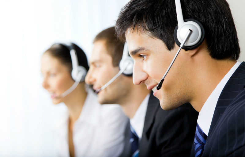 Factors to Consider Before Hiring Translation Services