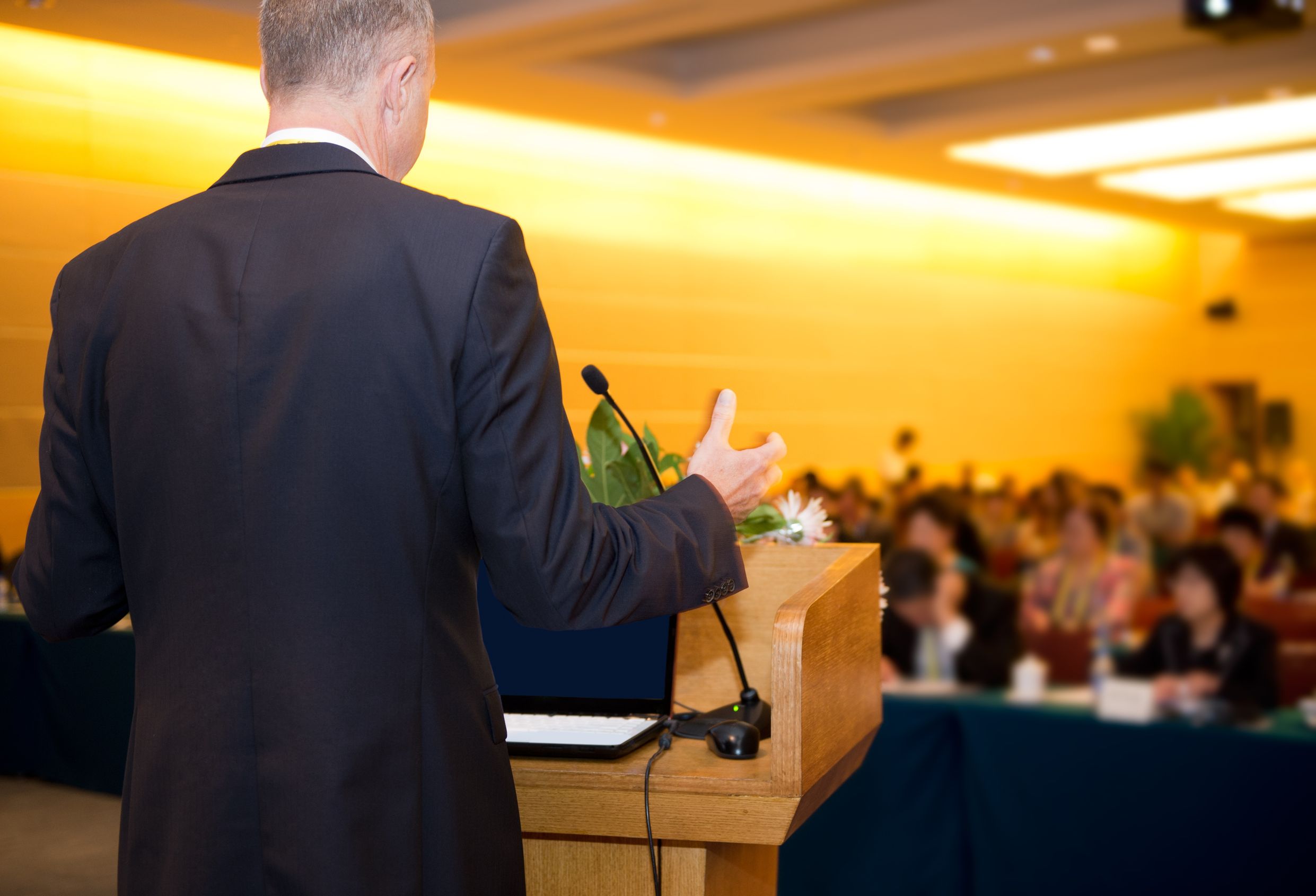 Why You Should Hire a Las Vegas Motivational Speaker
