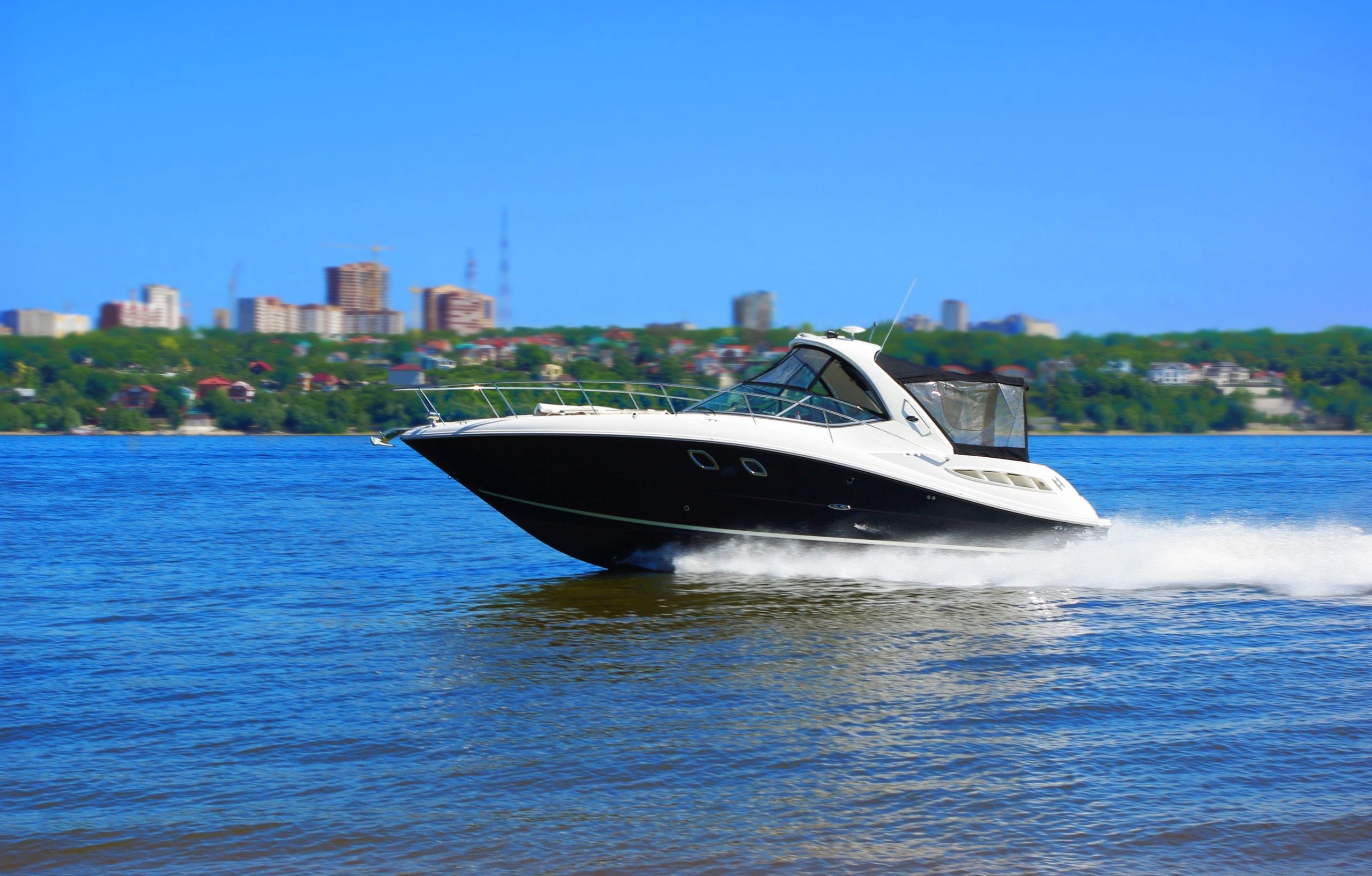 Benefits of Buying New or Used Boats for Sale in Buford, GA