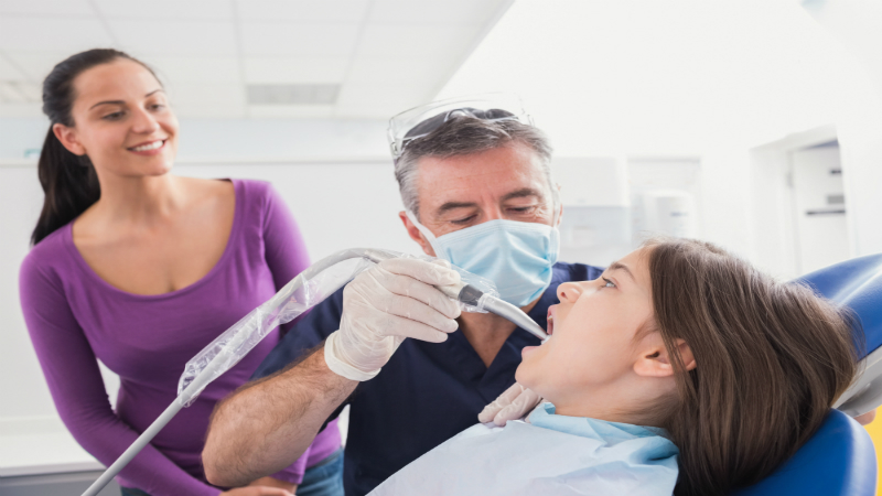 Reasons Why a Dentist in Northbrook Would Recommend Dental Crowns