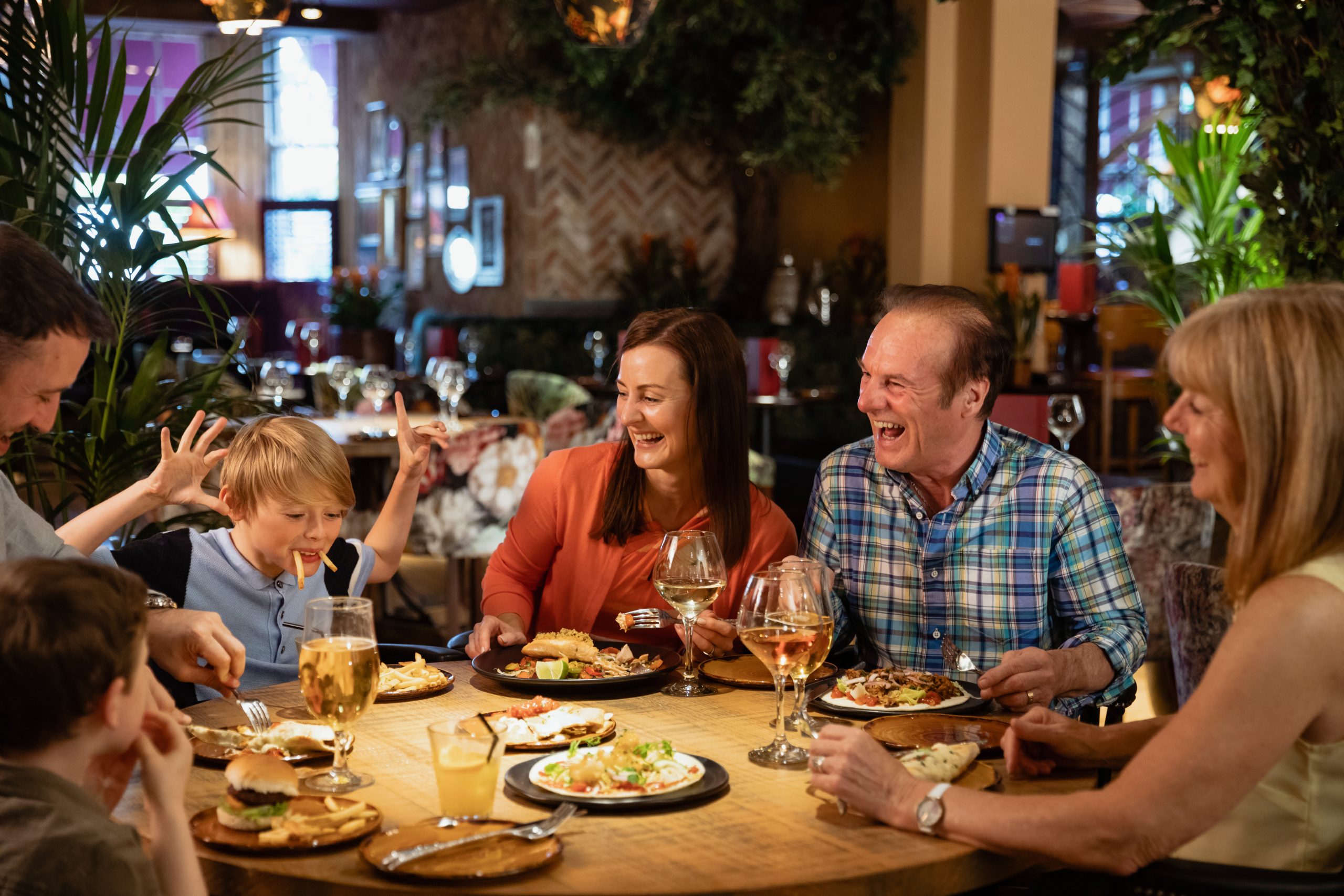 What Makes Dining at a Persian Restaurant a Memorable Culinary Journey in Greenville SC