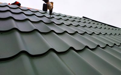 Key Benefits When You Hire a Local Roofing Contractor in Vero Beach, FL for Repairs