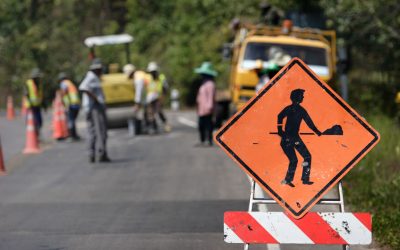 Addressing Common Hazards Using Construction Safety Signs Houston TX on Busy Sites