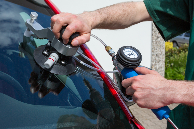 Fast and Reliable Service at a Windshield Replacement Shop Troy OH Residents Trust