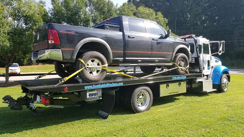 Choosing the Right Partner for Heavy Haul Trucking in Atlanta, GA to Ensure Safe Equipment Delivery
