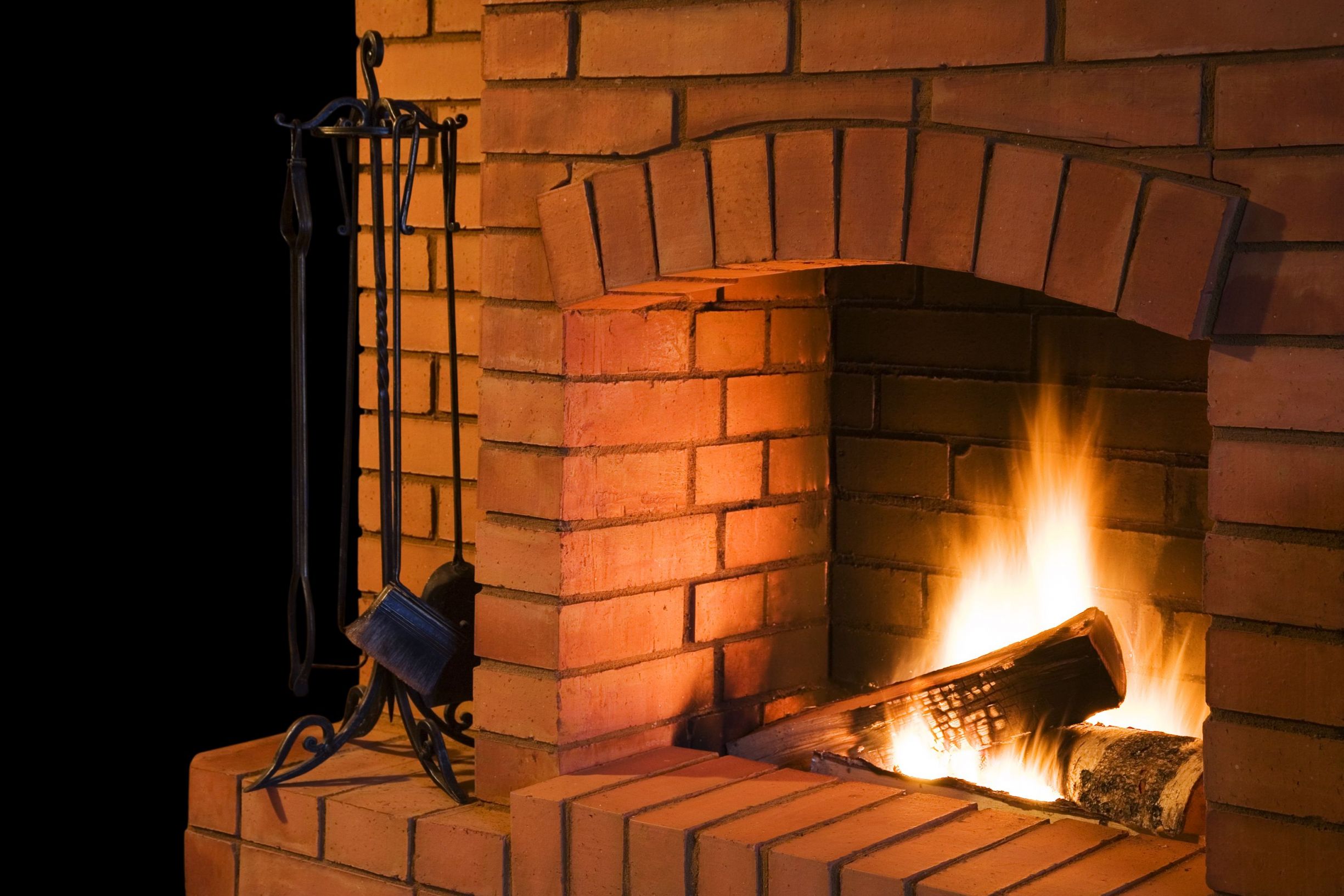 Enjoy Cozy Evenings at Home with Outdoor Fireplace Installation Milwaukee WI Homeowners Love