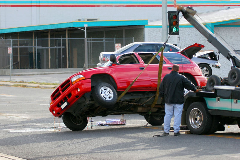 When to Call a Local Towing Service Walnut Creek for Emergency Roadside Assistance